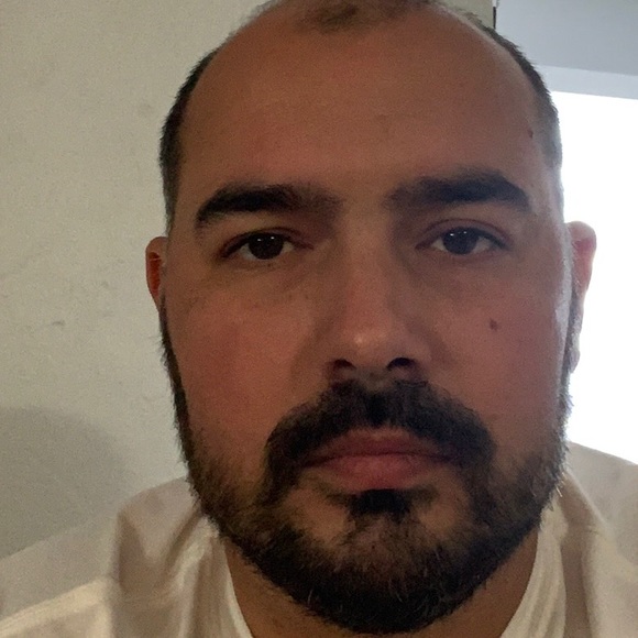 Meet your Posher, Gerry - Picture 1 of 1